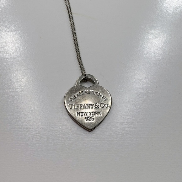 Tiffany & Co. Return to Tiffany silver necklace! - Picture 5 of 6